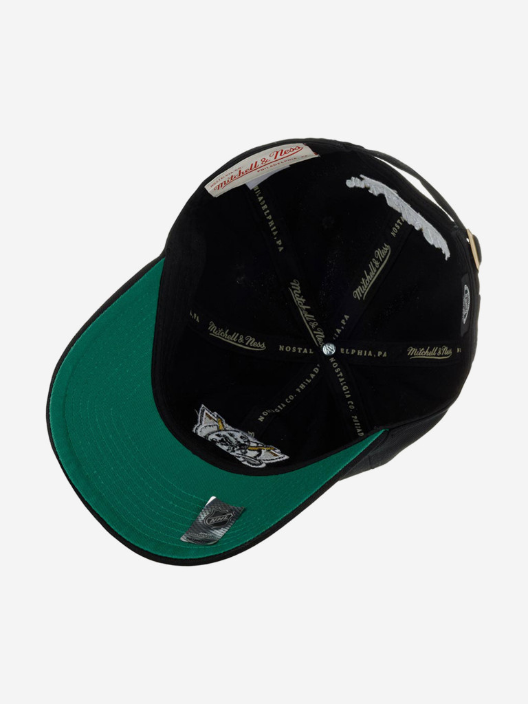 Бейсболка MITCHELL NESS HLUX5369-ADUYYPPPBLCK Anaheim Ducks NHL