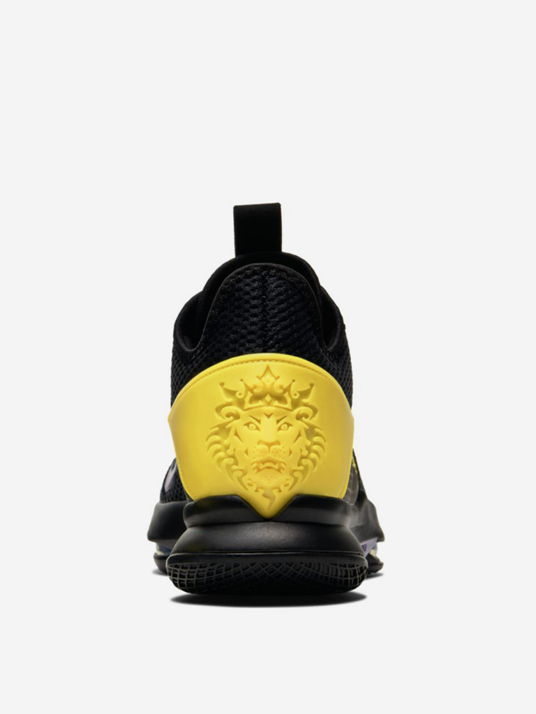 Кроссовки мужские Nike Lebron Witness Iv