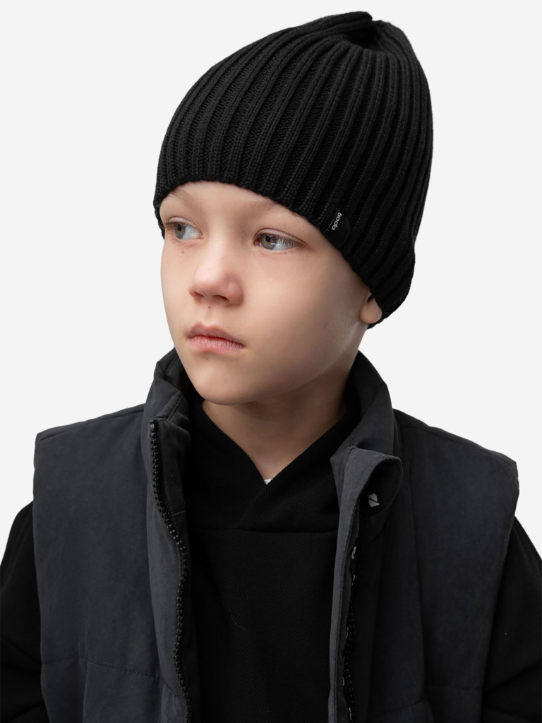 Вязаная шапка bodo