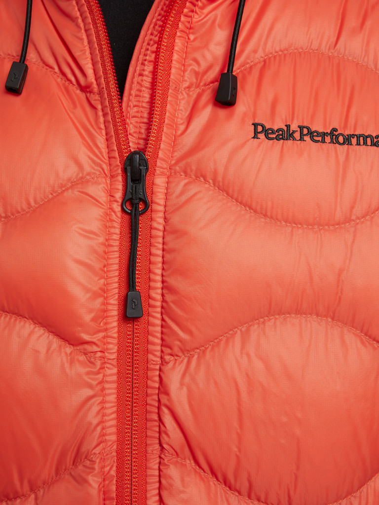 Пуховик мужской Peak Performance HeliuHood