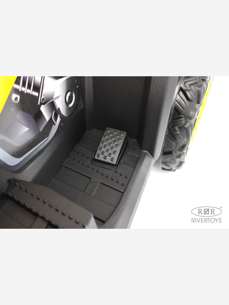Детский электроквадроцикл RIVERTOYS T001TT 4WD желтый