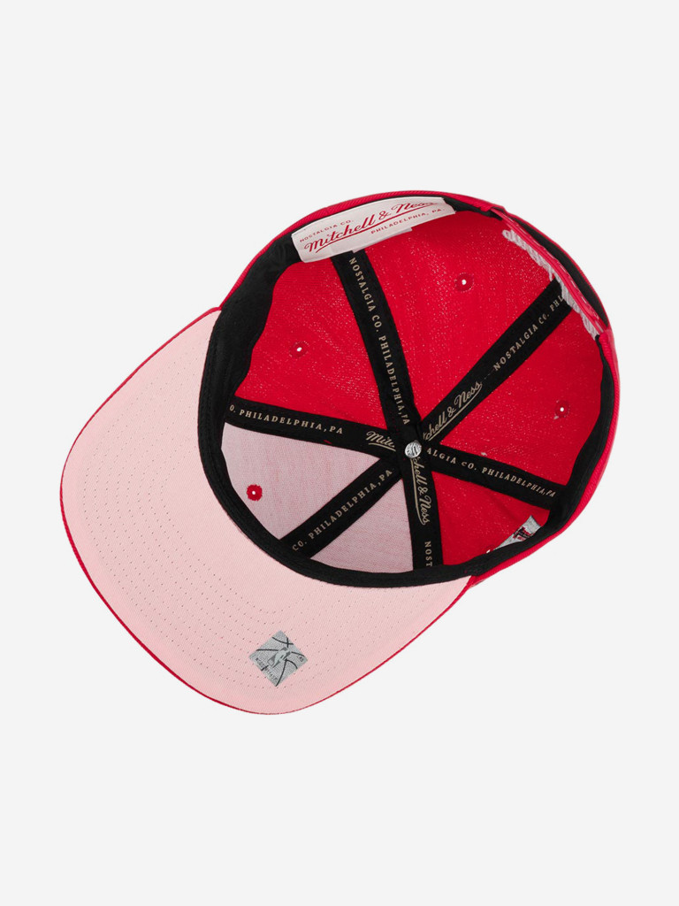 Бейсболка с прямым козырьком MITCHELL NESS 6HSSSH21228-CBURED1 Chicago Bulls NBA (красный)