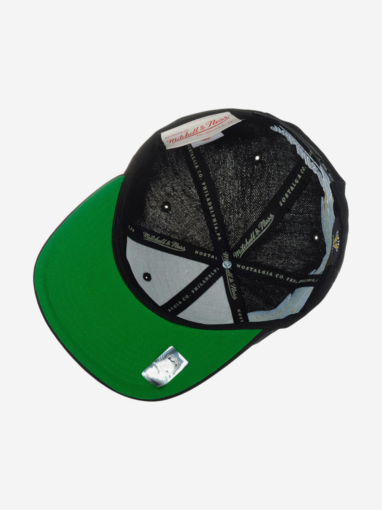 Бейсболка с прямым козырьком MITCHELL NESS 6HSSSH22087-BBNBLCK Boston Bruins NHL