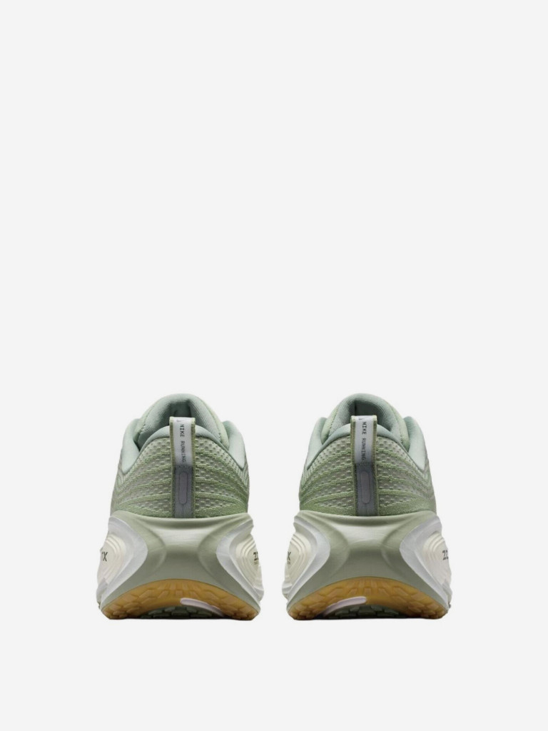 Кроссовки Nike Vomero Plus
