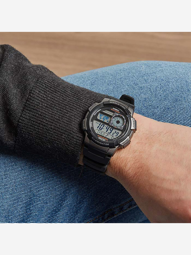 Наручные часы Casio AE-1000W-1B