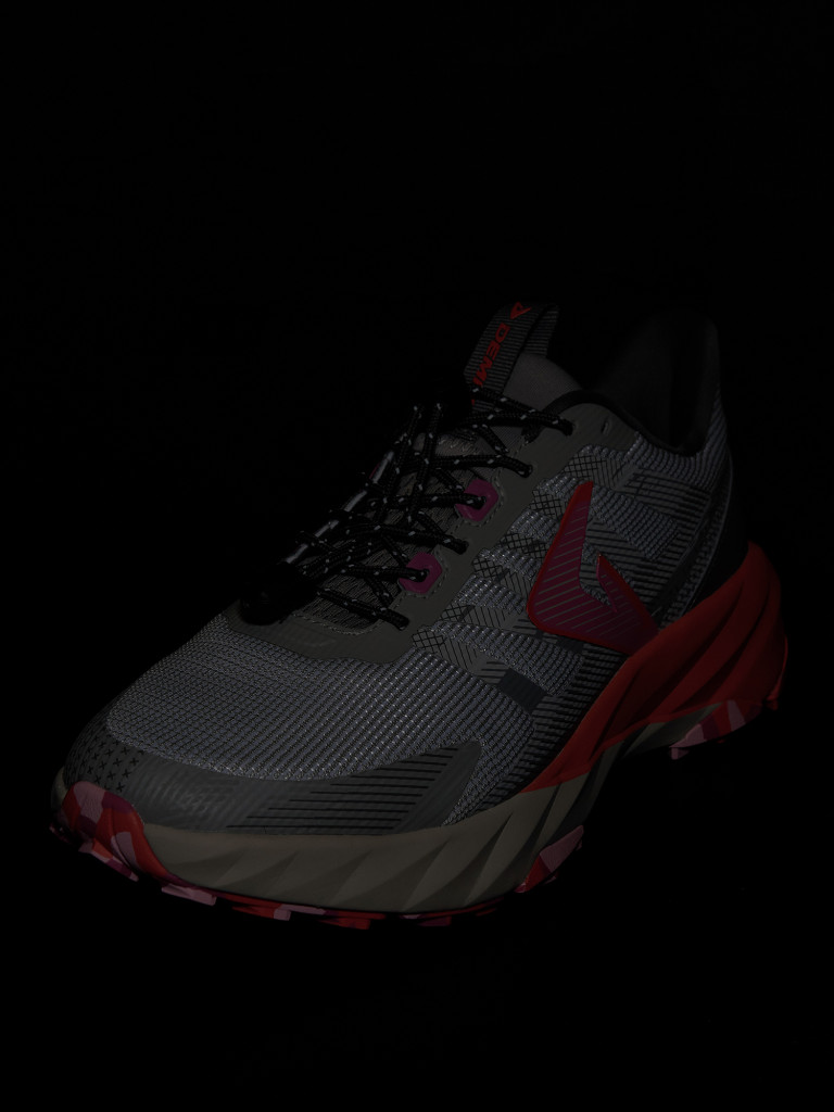 Кроссовки женские Demix Speed Trail Pro