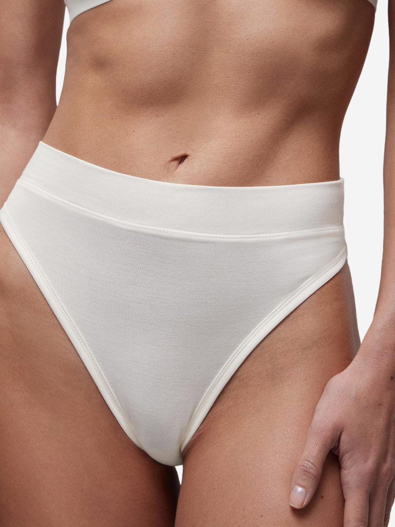 Трусы-бразилиано с высокой посадкой belle you