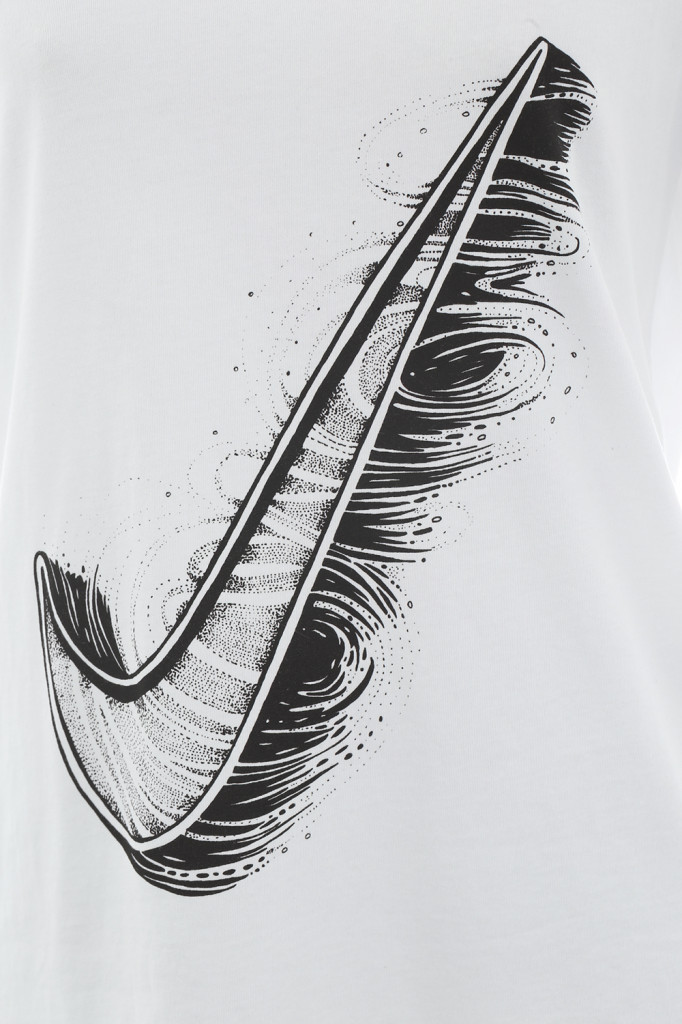 Футболка женская Nike Art Swoosh