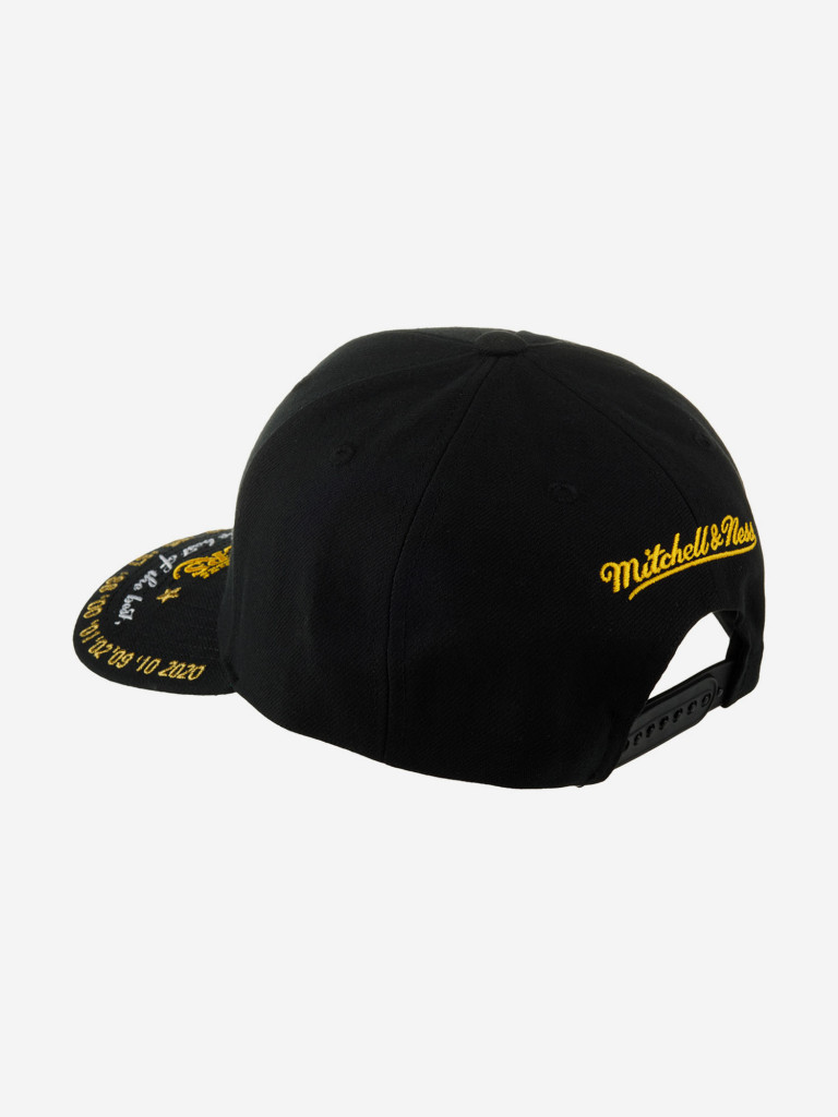 Бейсболка MITCHELL NESS HHSS6268-LALYYPPPBLCK Los Angeles Lakers NBA (черный)