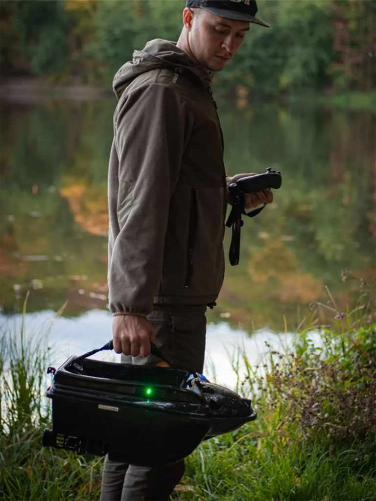 Кораблик прикормочный для рыбалки Boatman Actor Plus GPS Black