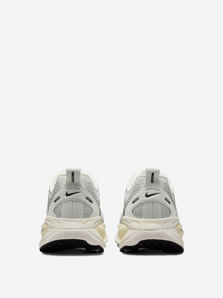 Кроссовки мужские Nike Vomero 18