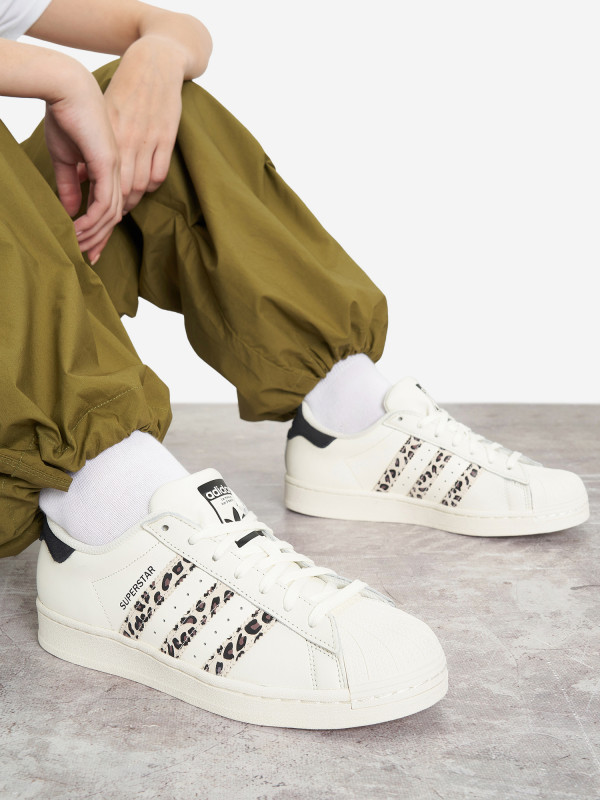Кеды женские adidas Superstar арт. IF7615 белый/черный цвет — купить за 8499 руб. со скидкой 50 %, отзывы в интернет-магазине Спортмастер