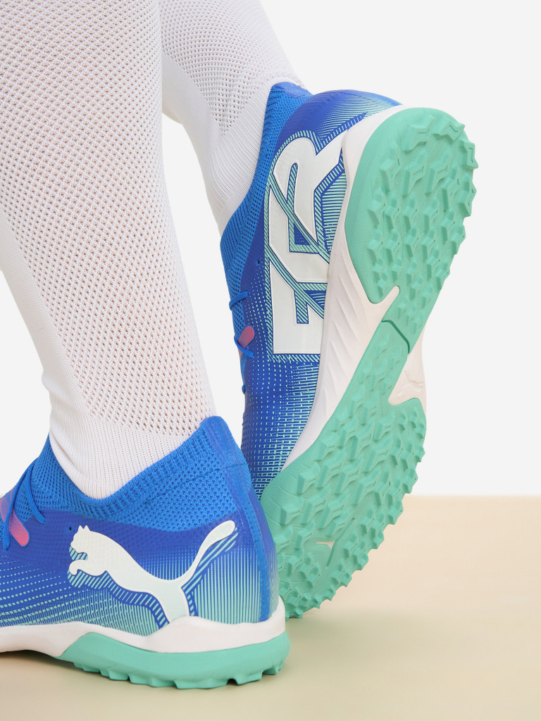 Бутсы мужские PUMA Future 7 Match TT
