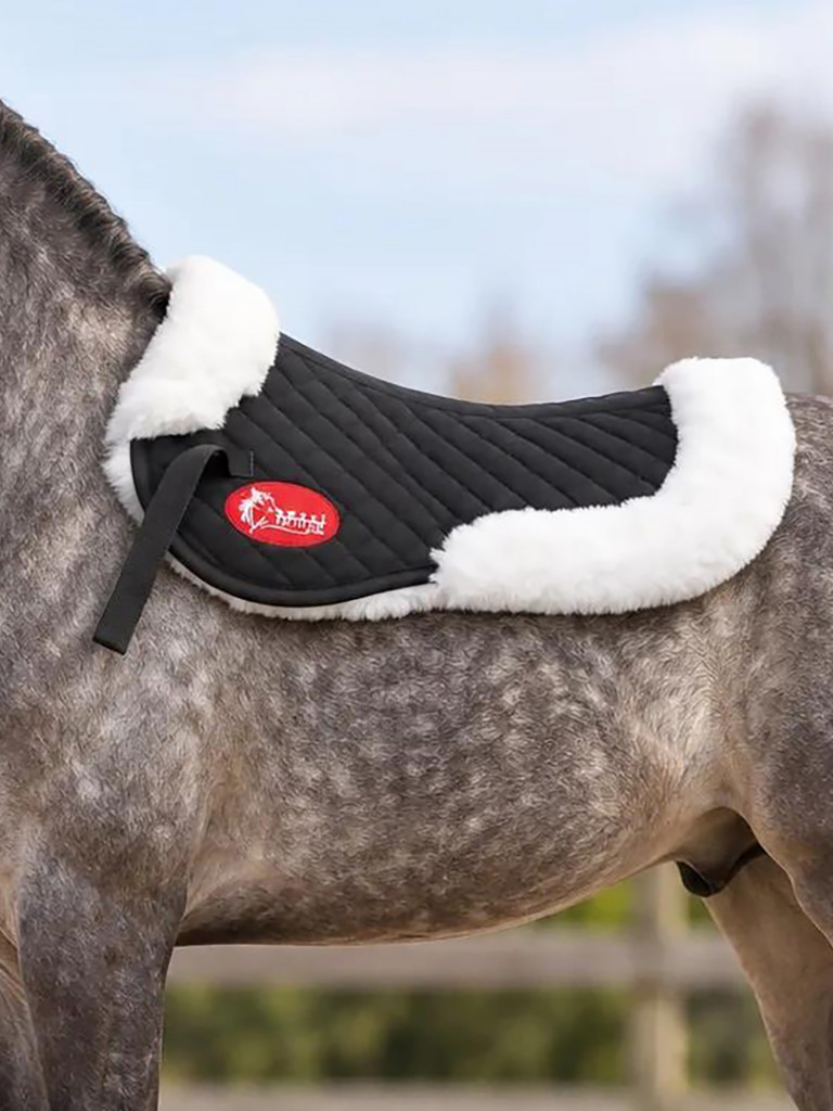 Меховушка под седло Sweet Horse