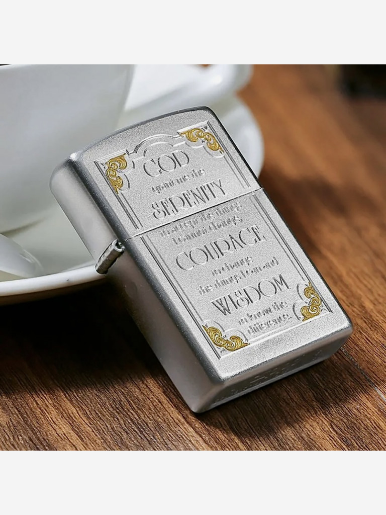 Зажигалка бензиновая ZIPPO 28458 Serenity Prayer