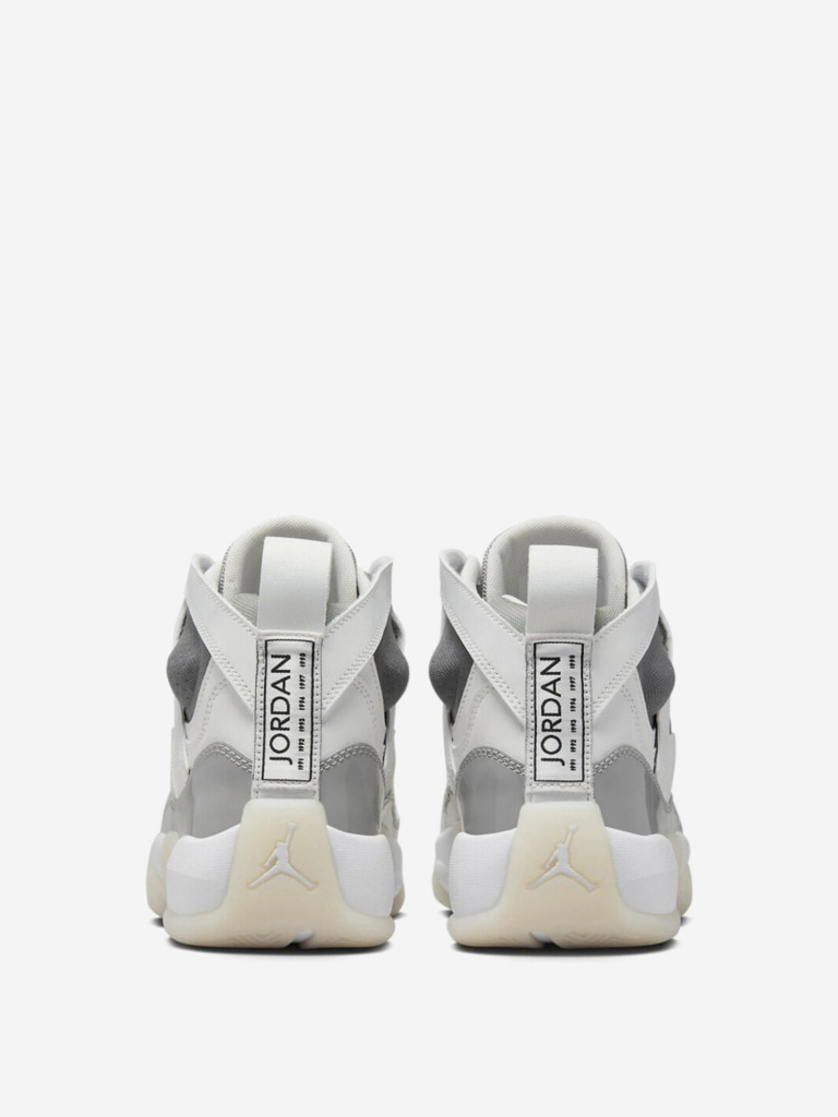 Кроссовки женские Nike Jumpman Two Trey