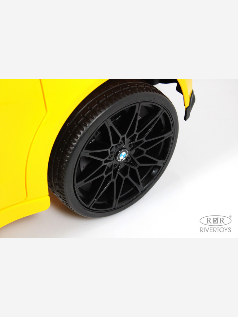 Детский электромобиль RIVERTOYS BMW M4 (A004AA) желтый