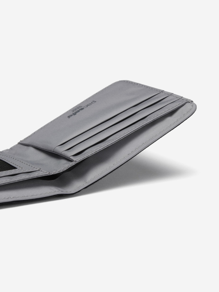 Кошелек антивор Pacsafe RFIDsafe bifold wallet, Black