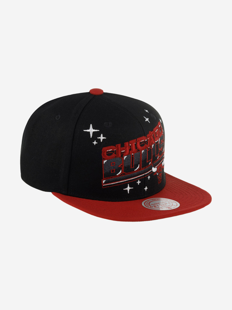 Бейсболка с прямым козырьком MITCHELL NESS HHSS5757-CBUYYPPPBLCK Chicago Bulls NBA (черный)