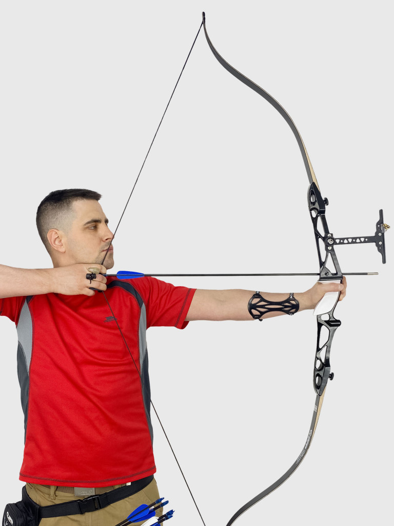 Лук рекурсивный Centershot Classic 68" (алюм. рукоятка) 30# с комплектом