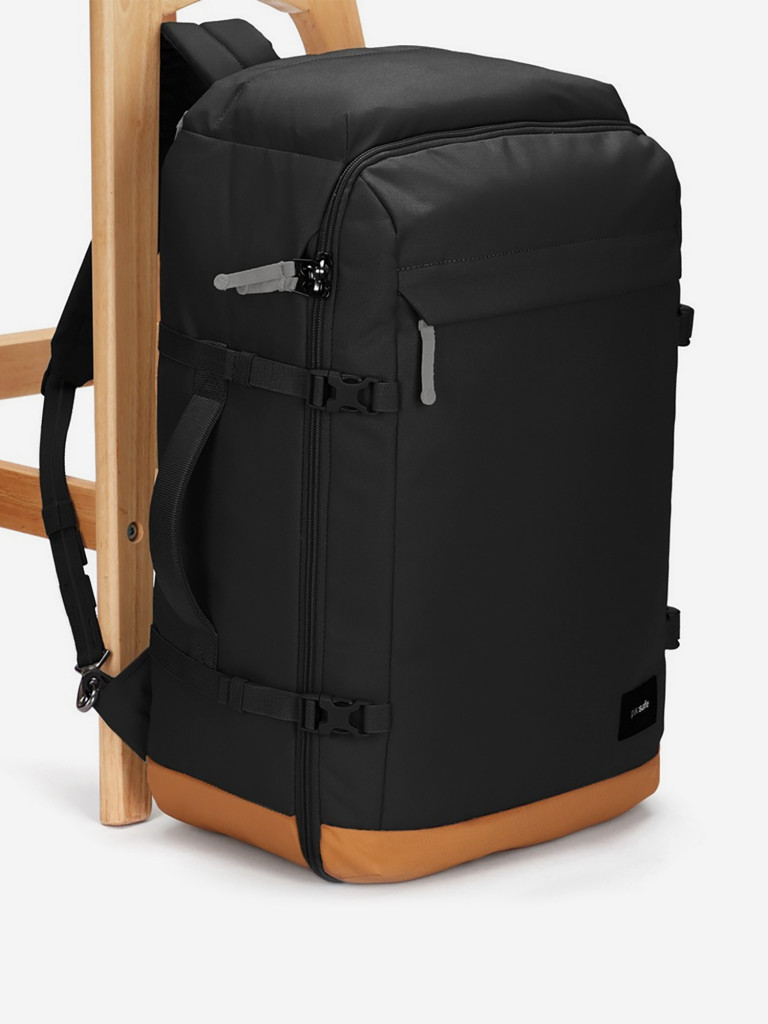 Рюкзак антивор Pacsafe GO Carry-on 44, черная смола, 44 л.