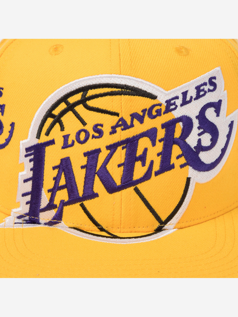 Бейсболка с прямым козырьком MITCHELL NESS HS10521-LALYELL Los Angeles Lakers NBA (желтый)