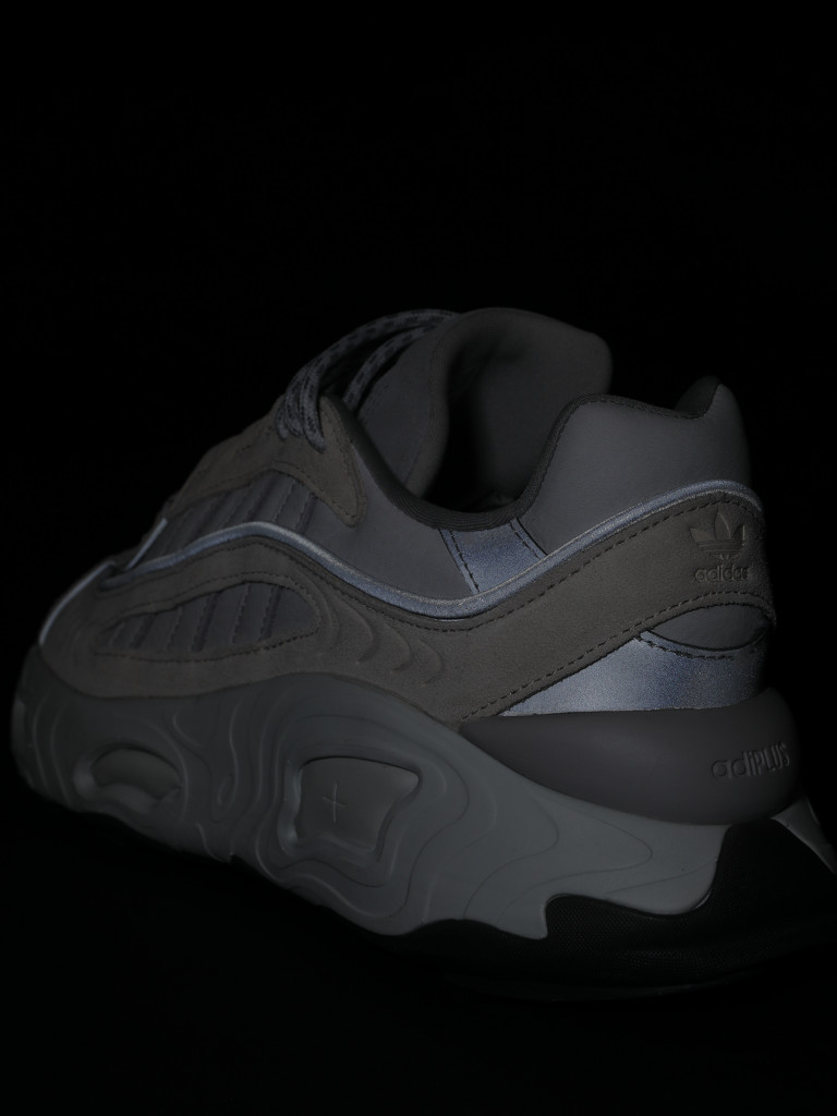 Кроссовки мужские adidas Oznova