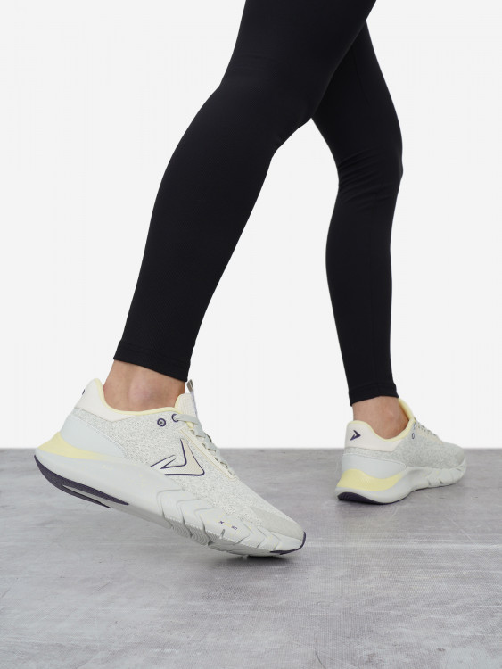 Кроссовки женские Demix Multirun 2