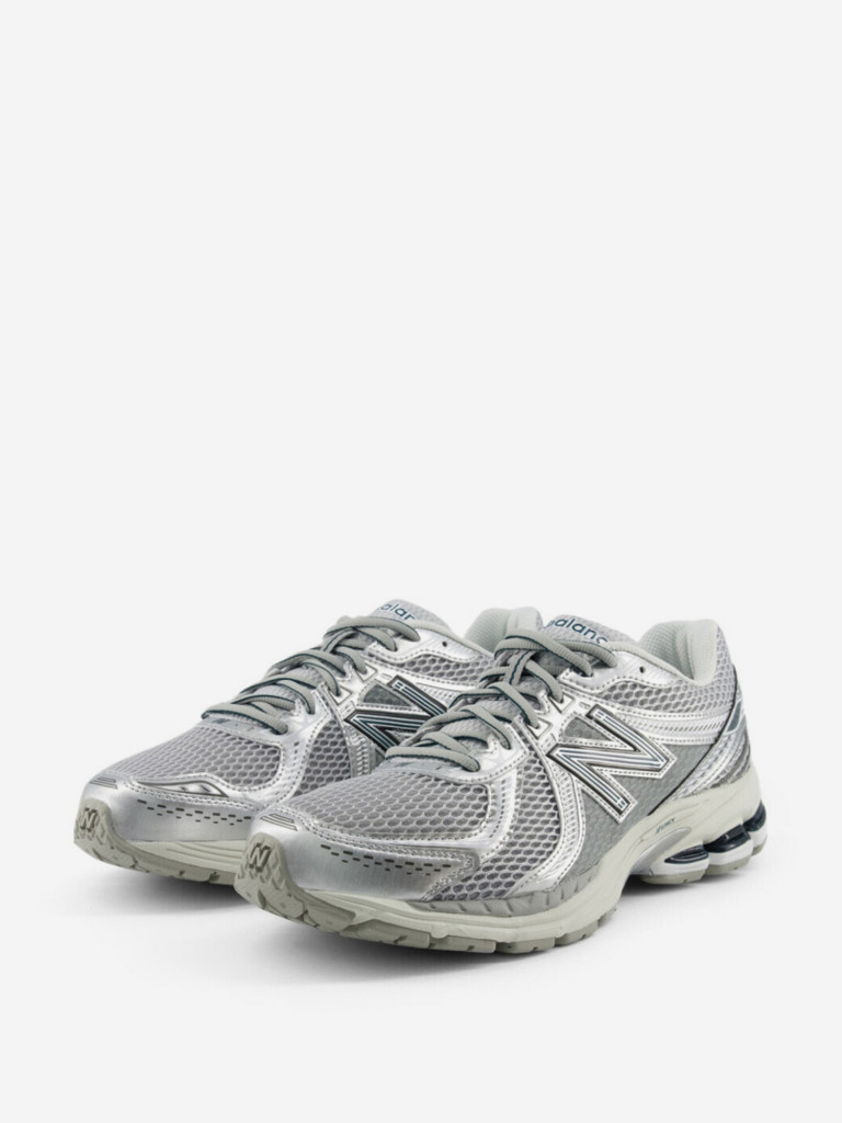 Кроссовки New Balance 860 V2