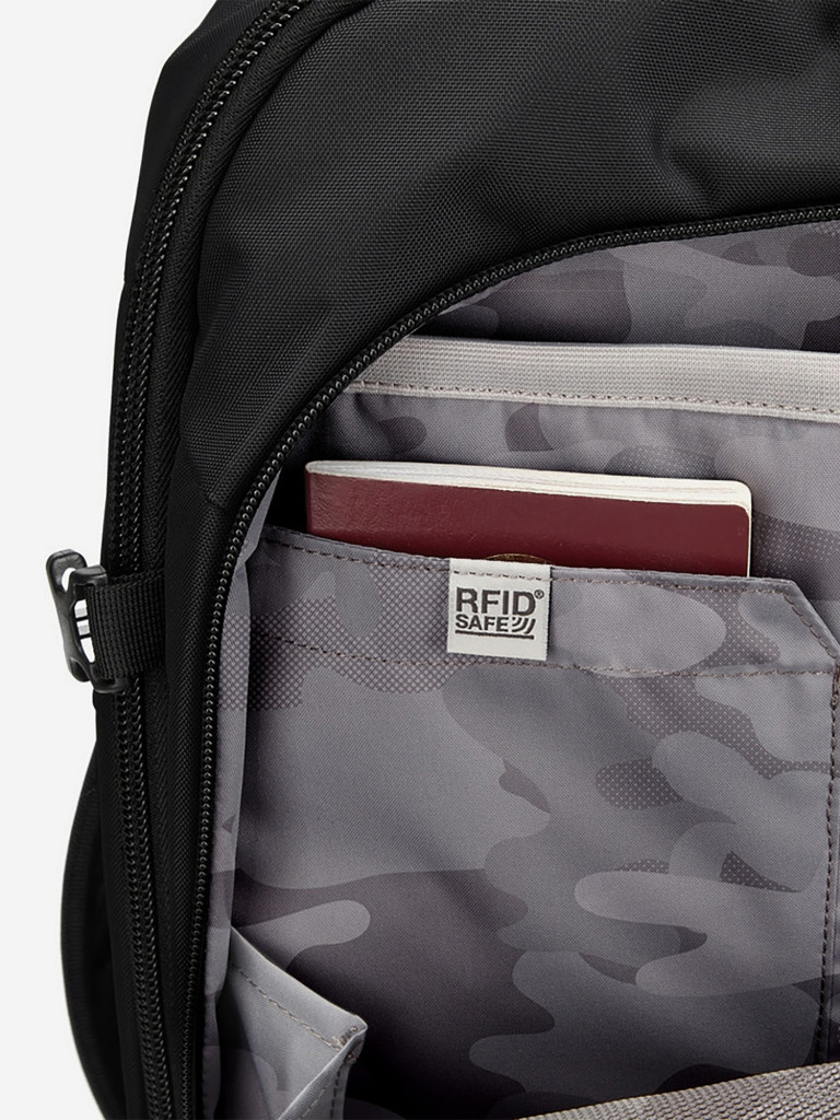 Рюкзак в ручную кладь антивор Pacsafe Venturesafe EXP45, черная смола, 45 л.