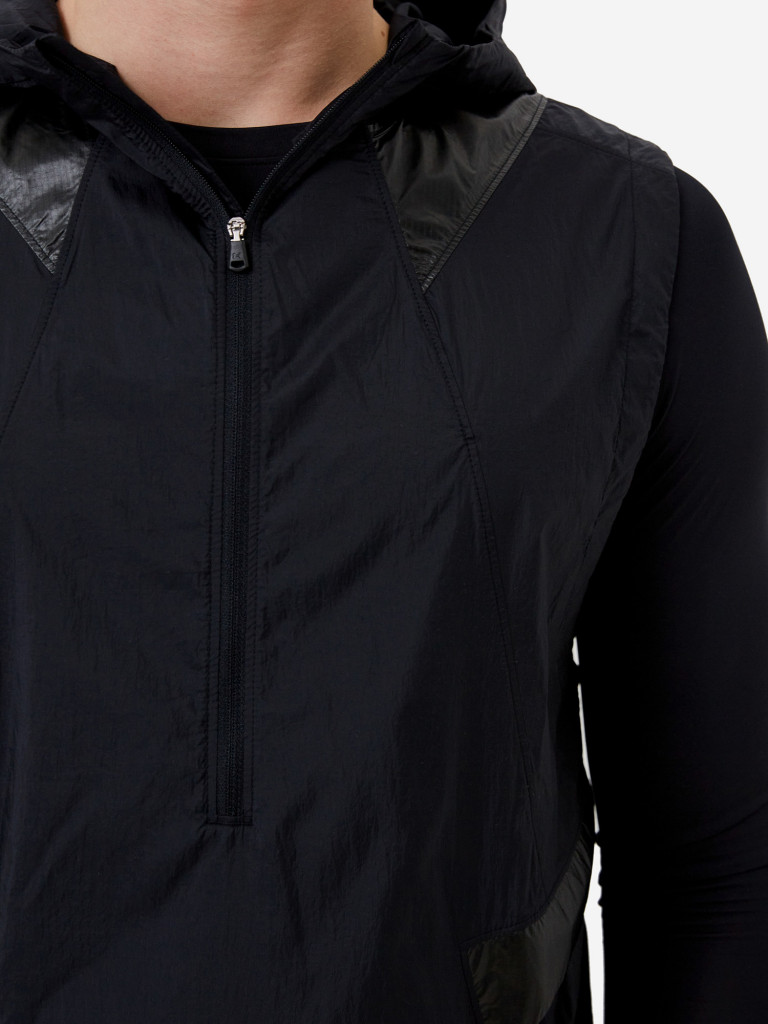 Жилет мужской UNDER ARMOUR Perpetual Vest-BLK