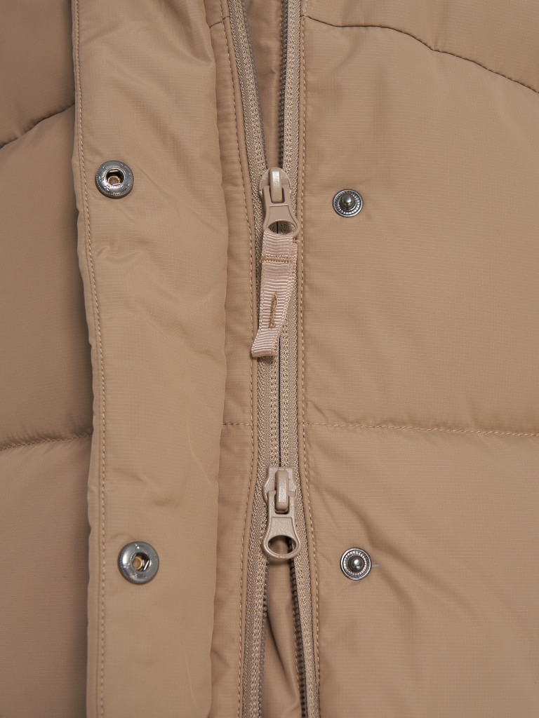 Пальто утепленное женское Demix