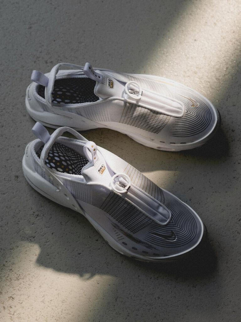 Кроссовки спортивные для бега Nike Wmns Air Max Craze