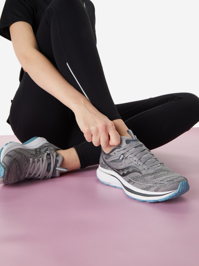 Кроссовки женские Saucony Omni 21