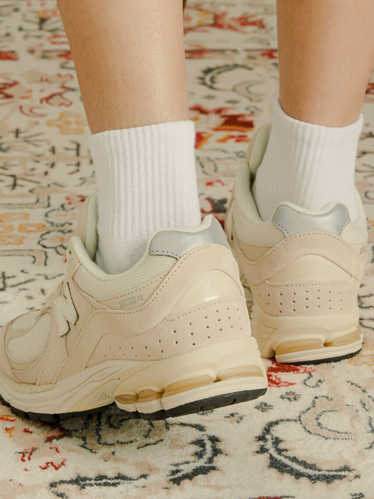 Кроссовки New Balance 2002R