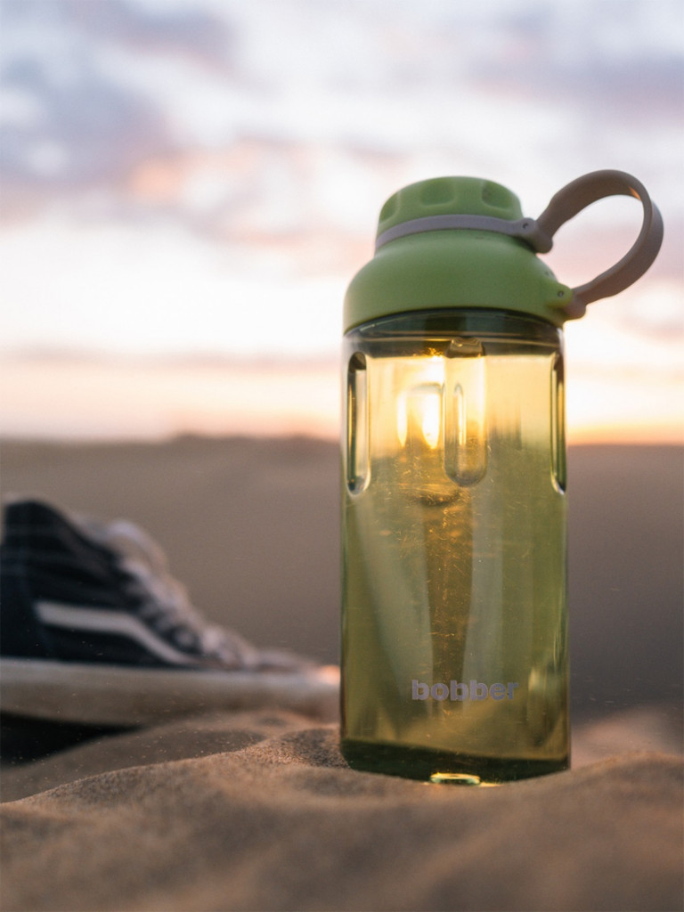 Бутылка тритановая Tritan Bottle для холодных напитков, с ситечком, 890 мл, мятный