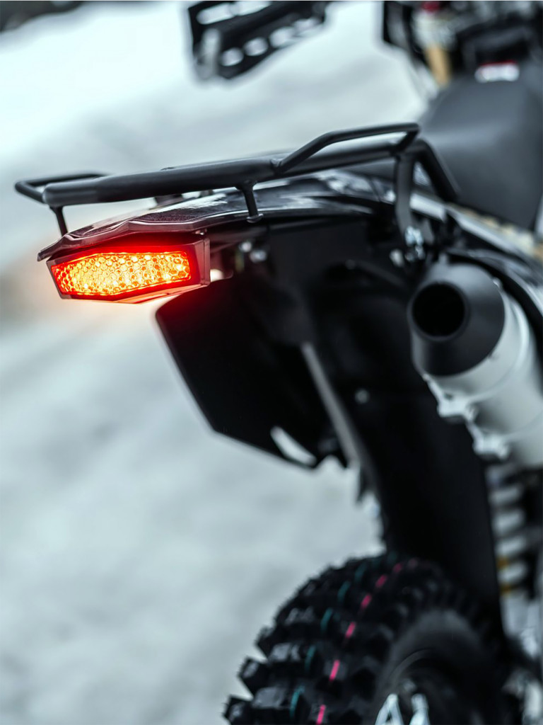Эндуро / кроссовый мотоцикл BSE Z3 19/16