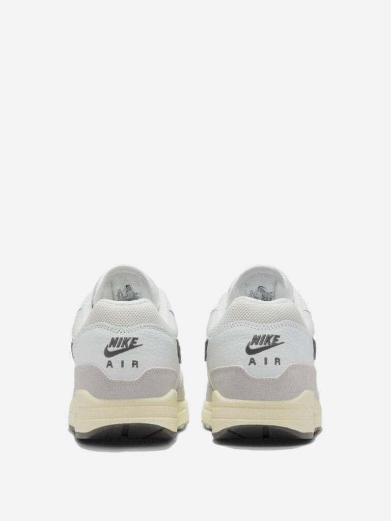 Кроссовки Nike Air Max 1
