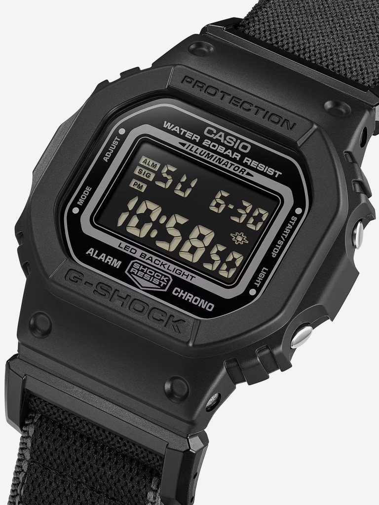 Спортивные часы Casio G-Shock DW-5600MNC-1E