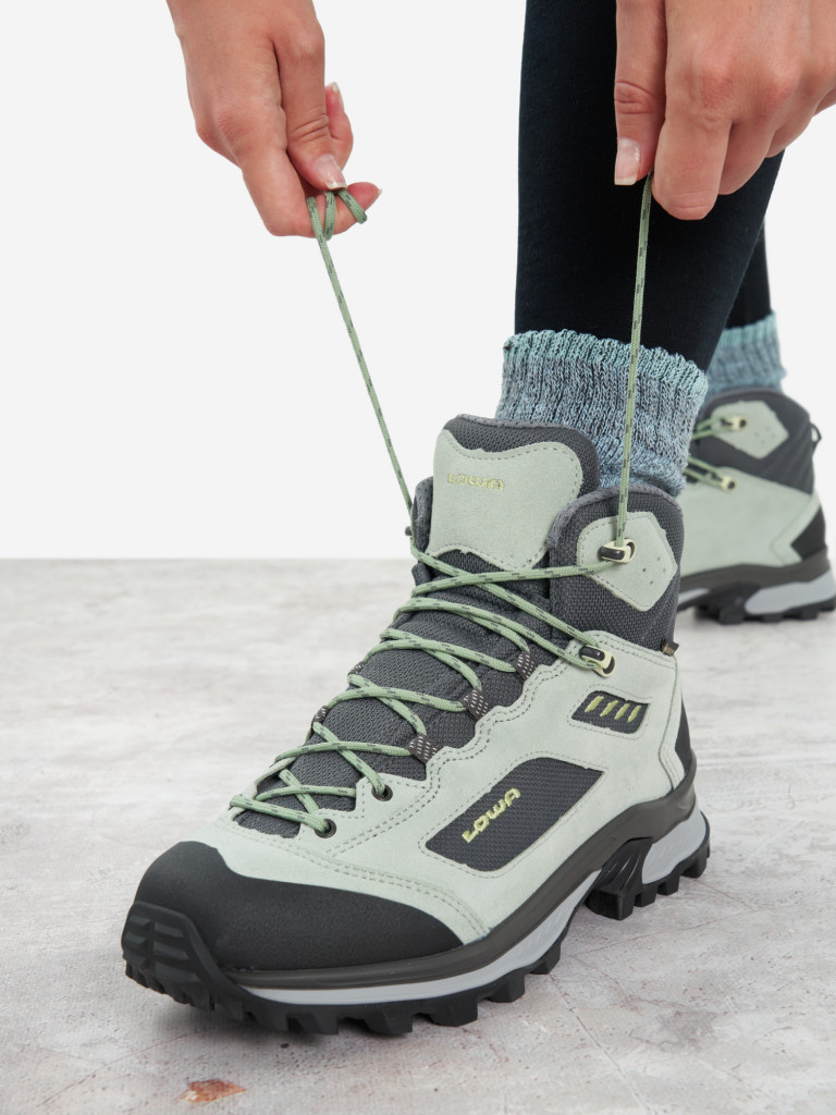 Ботинки женские Lowa Corvara GTX Mid