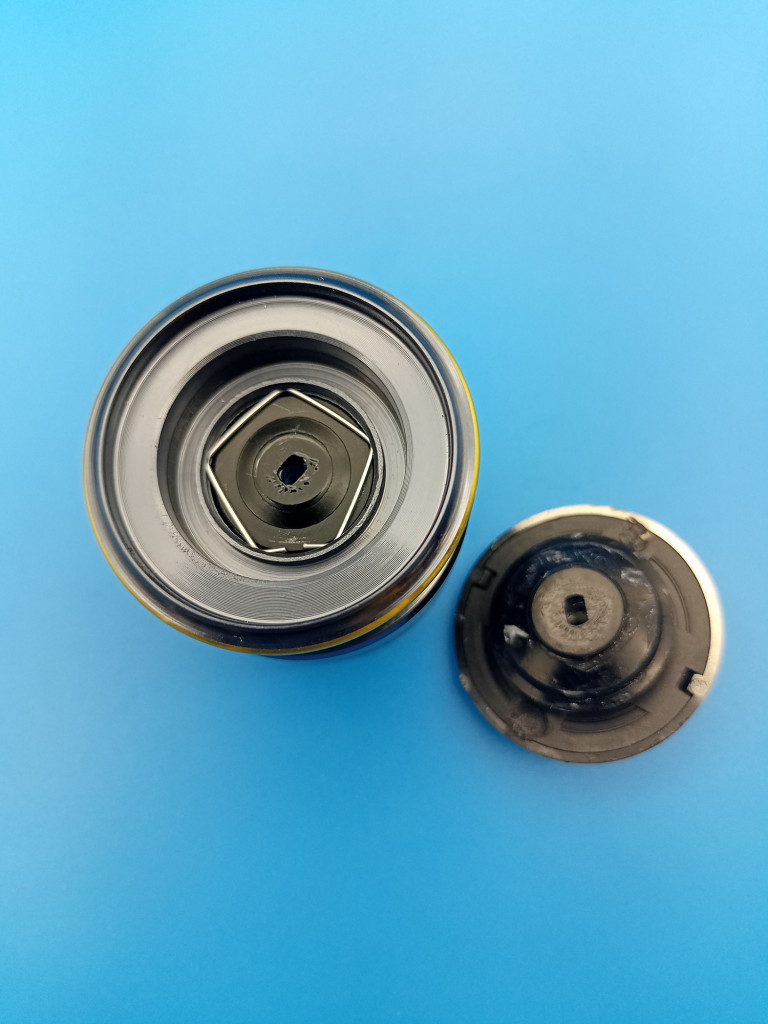 Катушка Nautilus Black Moon 2000