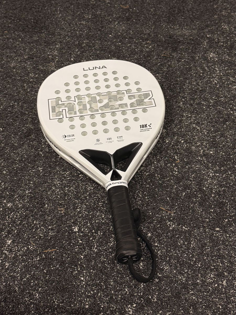 Ракетка для падел тенниса hilZz, баланс-нейтральный