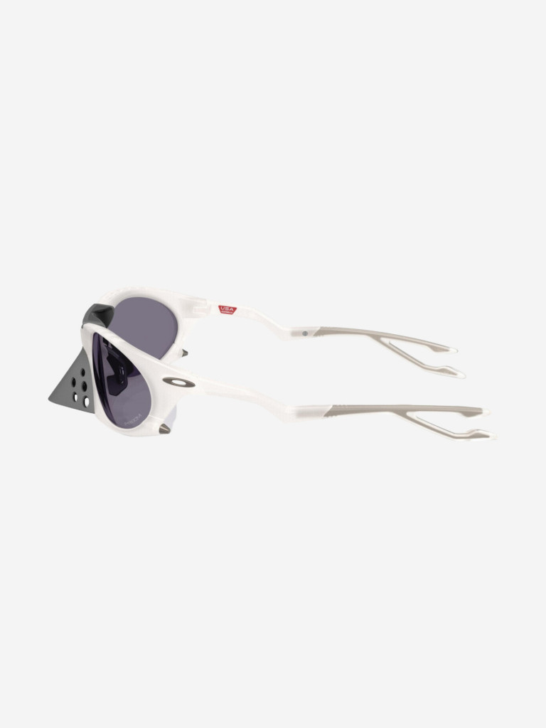 Солнцезащитные очки Oakley Plantaris