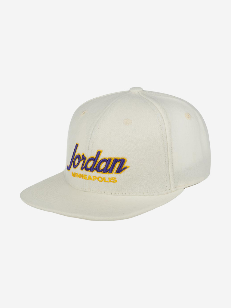 Бейсболка с прямым козырьком HOOD 100-MWL006-MN011-WH Jordan Sub Script 3D (белый)