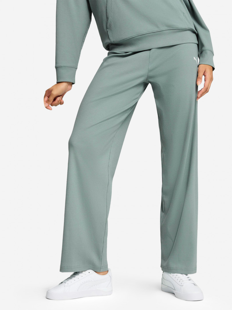 Брюки женские PUMA Ess Elevated Зеленый 5499₽