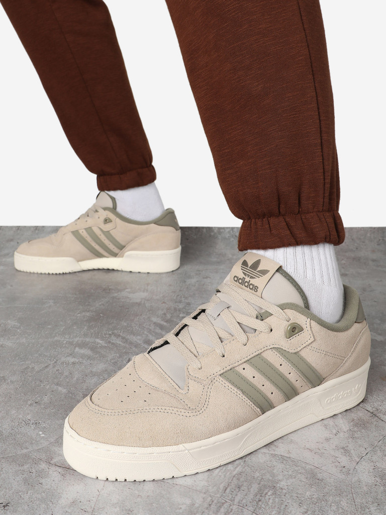 Adidas rivalry low store w