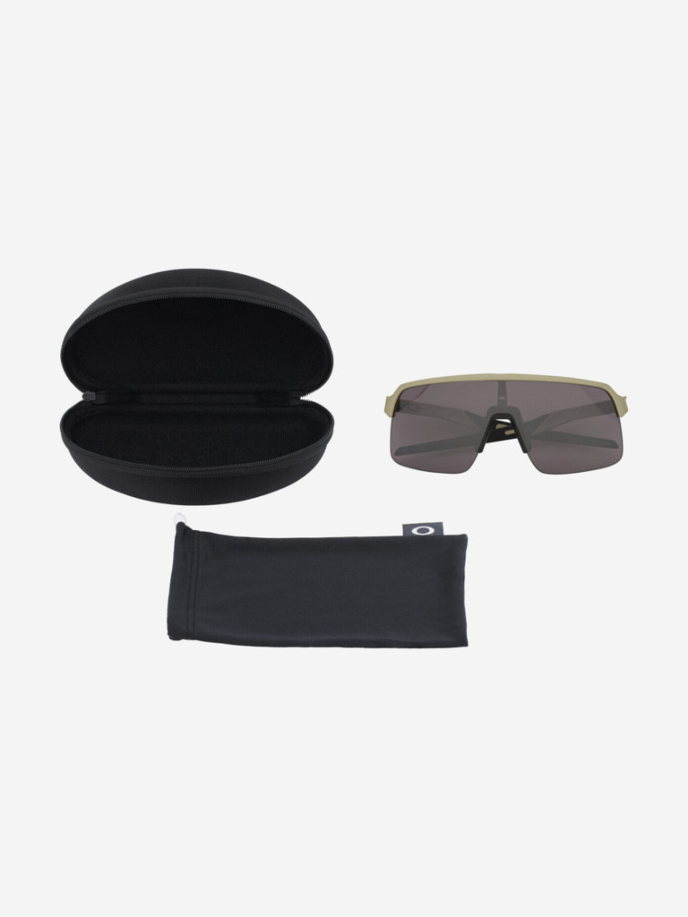 Солнцезащитные очки Oakley Sutro Lite