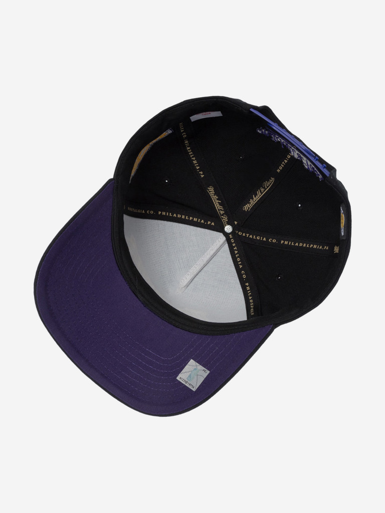 Бейсболка MITCHELL NESS HP12823-LALBLCK Los Angeles Lakers NBA