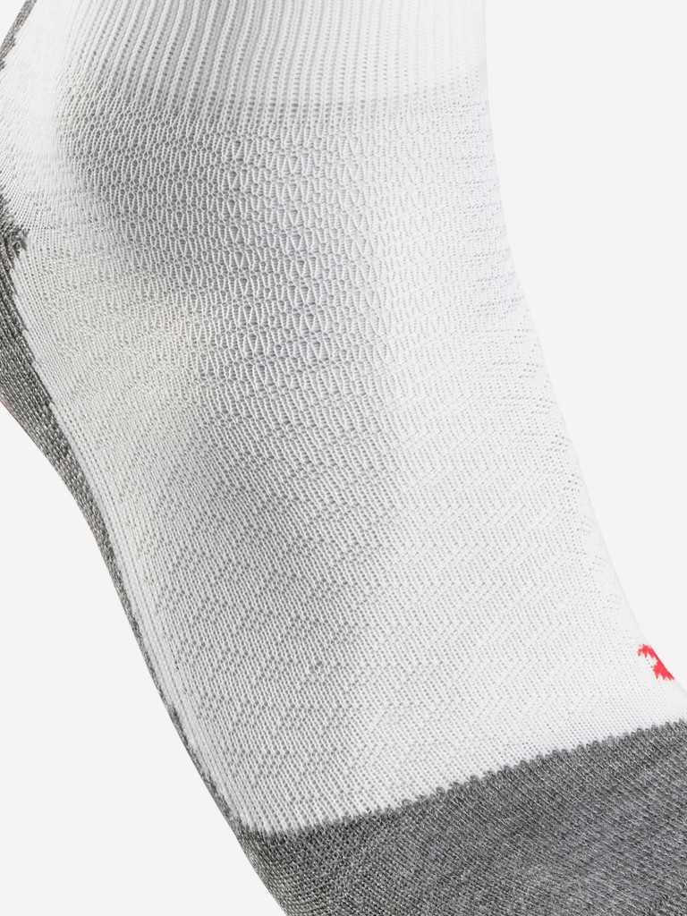 Женские спортивные носки FALKE