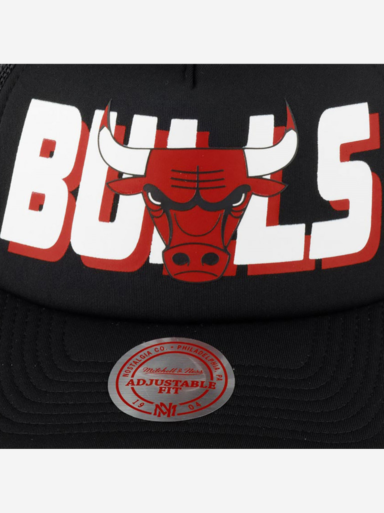 Бейсболка с сеточкой MITCHELL NESS HHSS5345-CBUYYPPPBLCK Chicago Bulls NBA